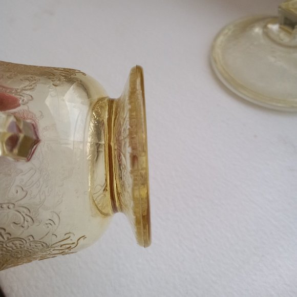 Vintage Hazel Atlas Depression Glass Florentine #2 Poppy Yellow Footed Creamer - Picture 8 of 8